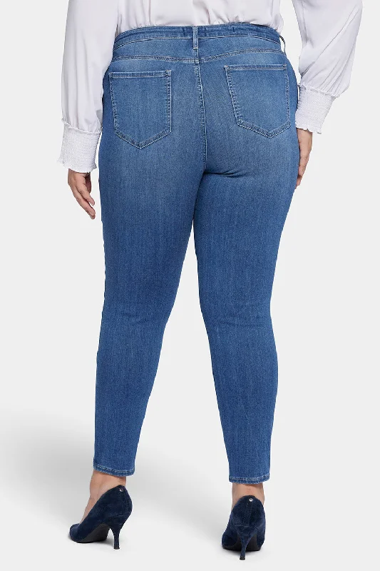 Ami Skinny Jeans In Plus Size - Fairmont