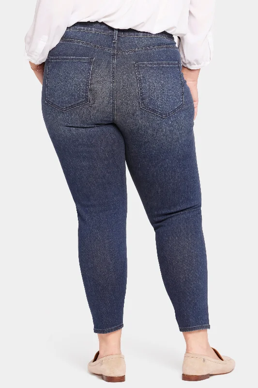 Le Silhouette Ami Skinny Jeans In Petite Plus Size - Precious