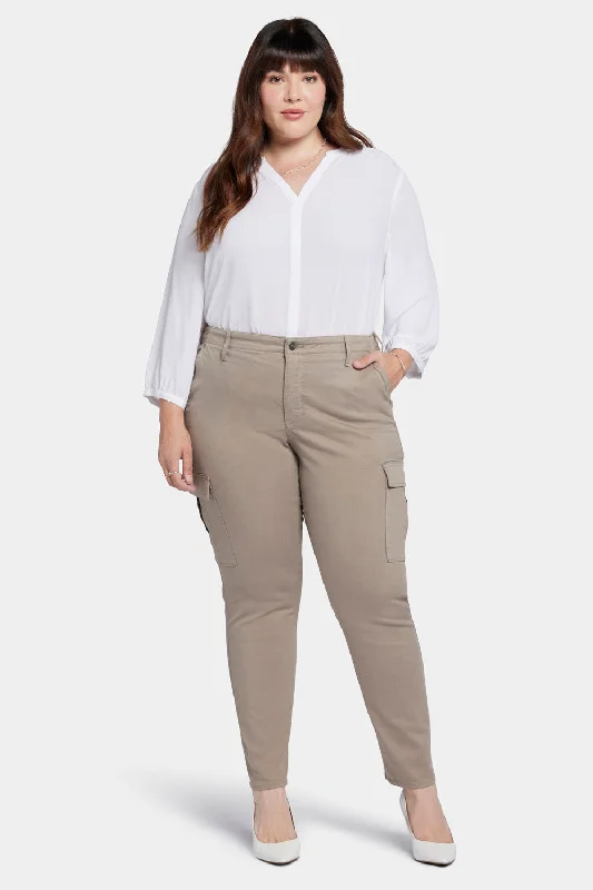 Sheri Slim Jeans In Plus Size - Saddlewood