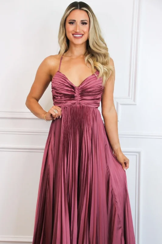 Pretty in Pleats Maxi Dress: Mauve